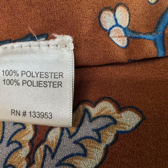 Let it Be Women Sheer Top Sz M Sleeveless Split Neck Hiden buttons - Picture 6 of 7